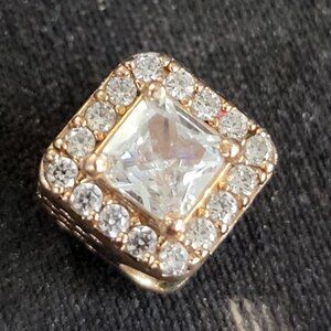 Authentic PANDORA Geometric Radiance Rose & Clear CZ Charm, 786206CZ